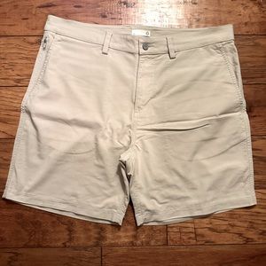 Tasc Motion 7” Short - Light Stone - 35 Waist